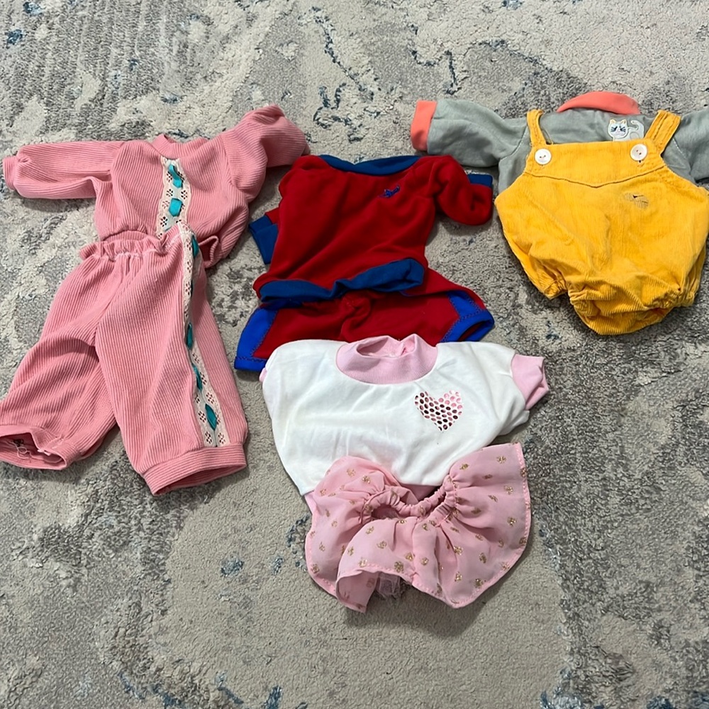 Vintage doll clothes 🌿🍀🌺